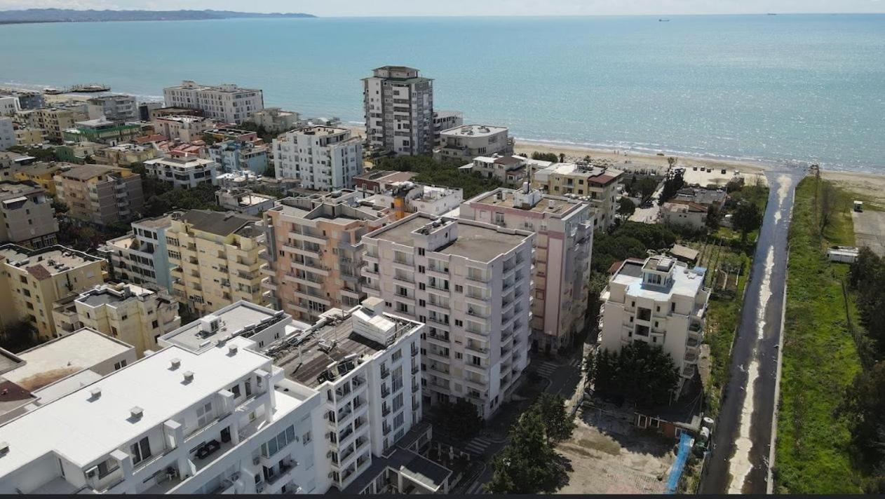 Lunasol Seaside Apartments Durres Bagian luar foto