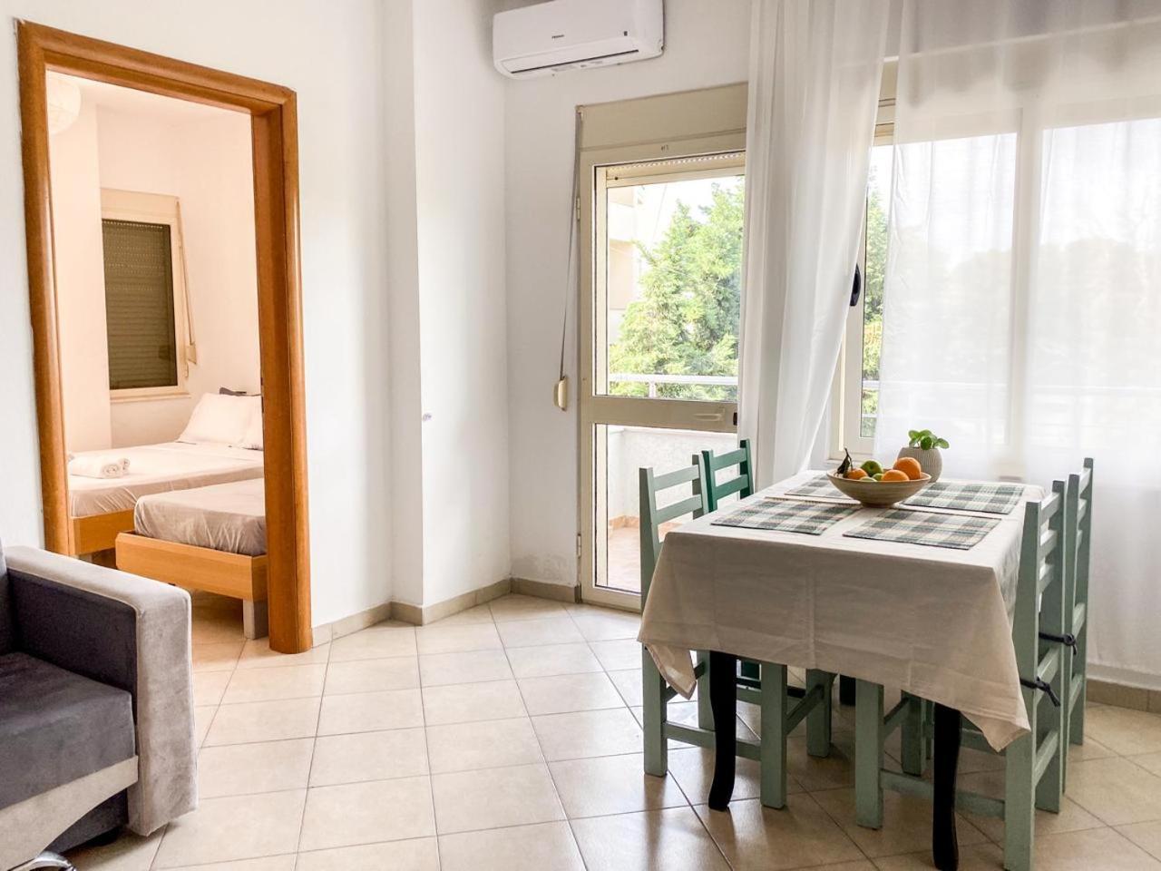 Lunasol Seaside Apartments Durres Bagian luar foto