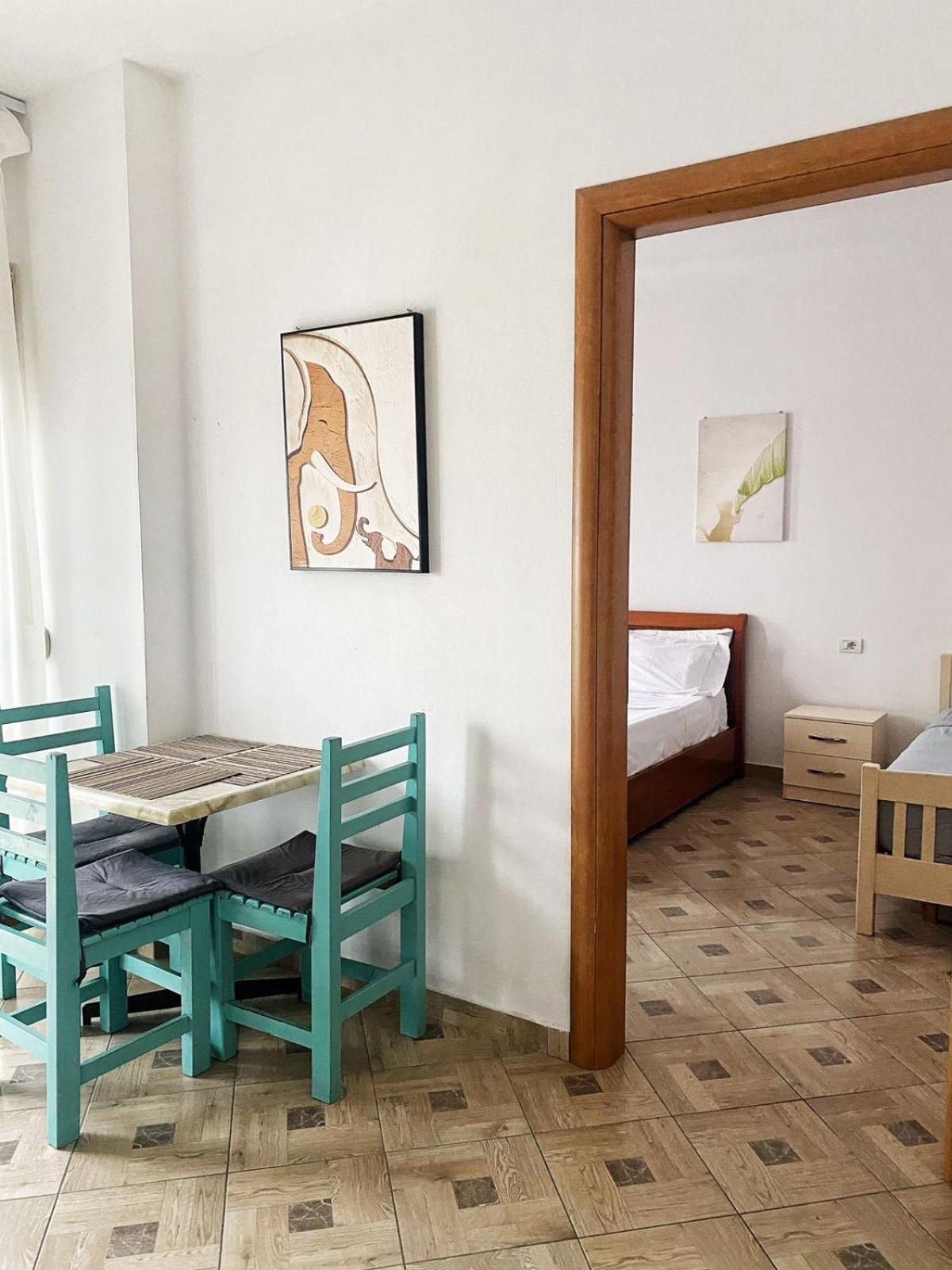 Lunasol Seaside Apartments Durres Bagian luar foto