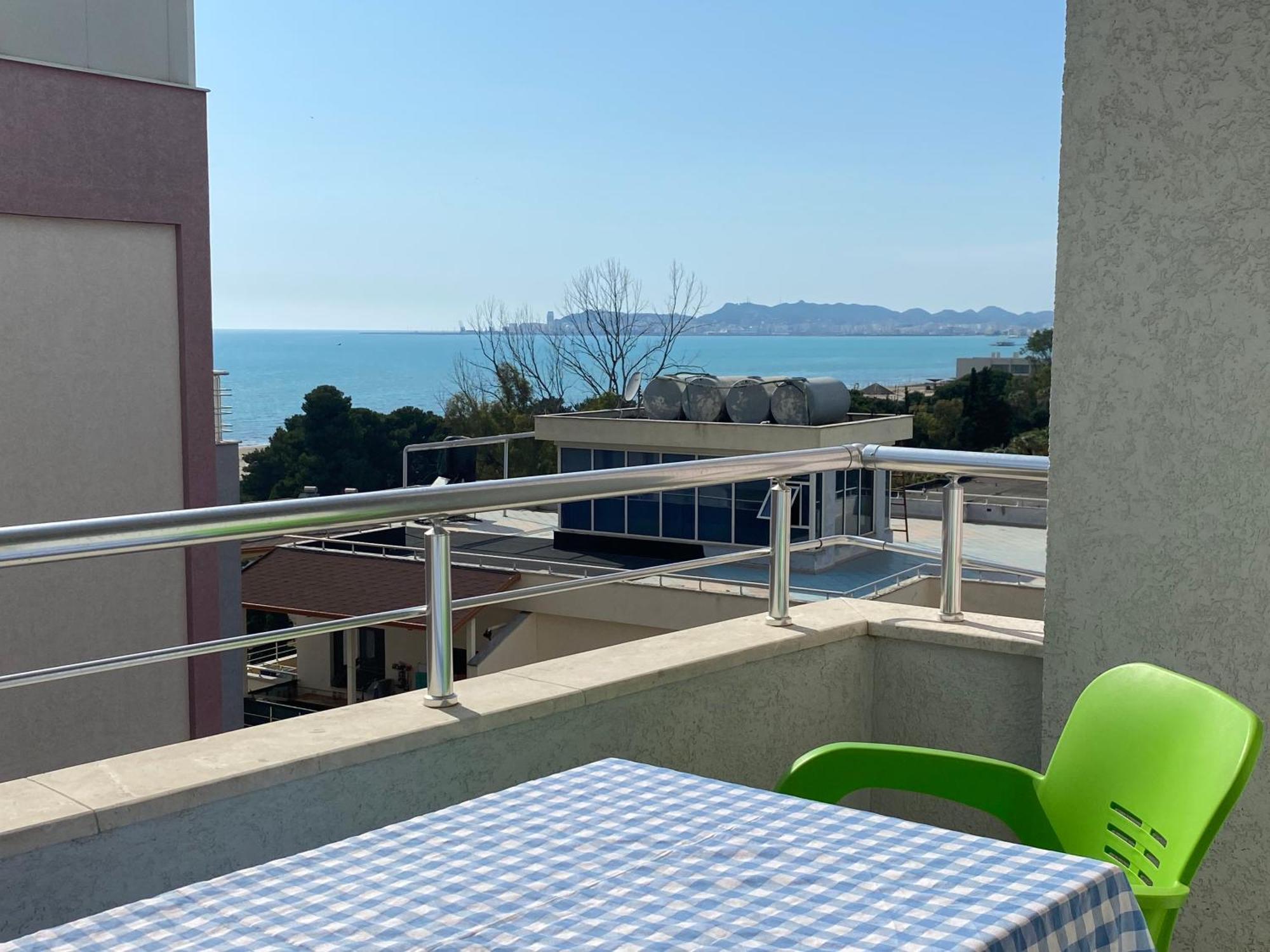 Lunasol Seaside Apartments Durres Bagian luar foto