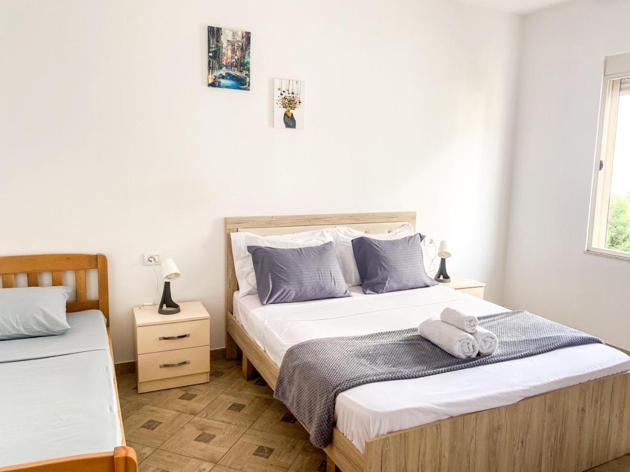 Lunasol Seaside Apartments Durres Bagian luar foto