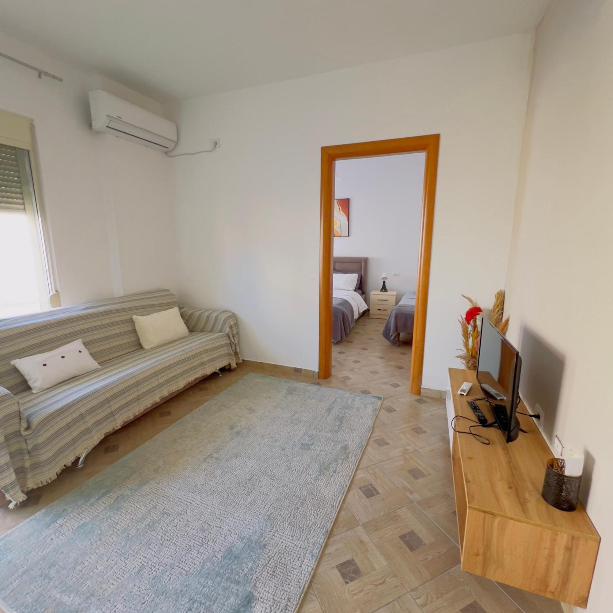 Lunasol Seaside Apartments Durres Bagian luar foto